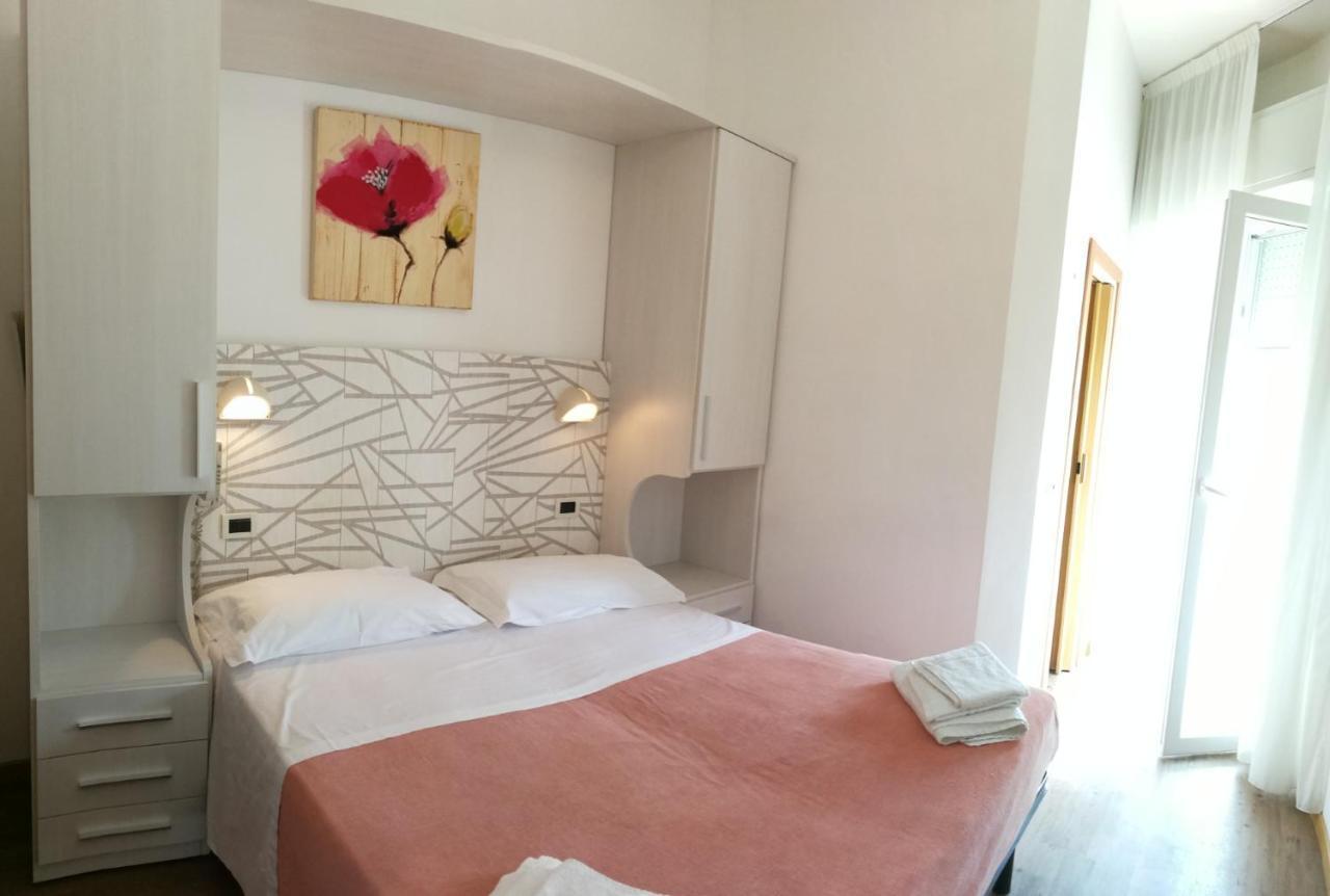 Hotel Luana ريميني المظهر الخارجي الصورة