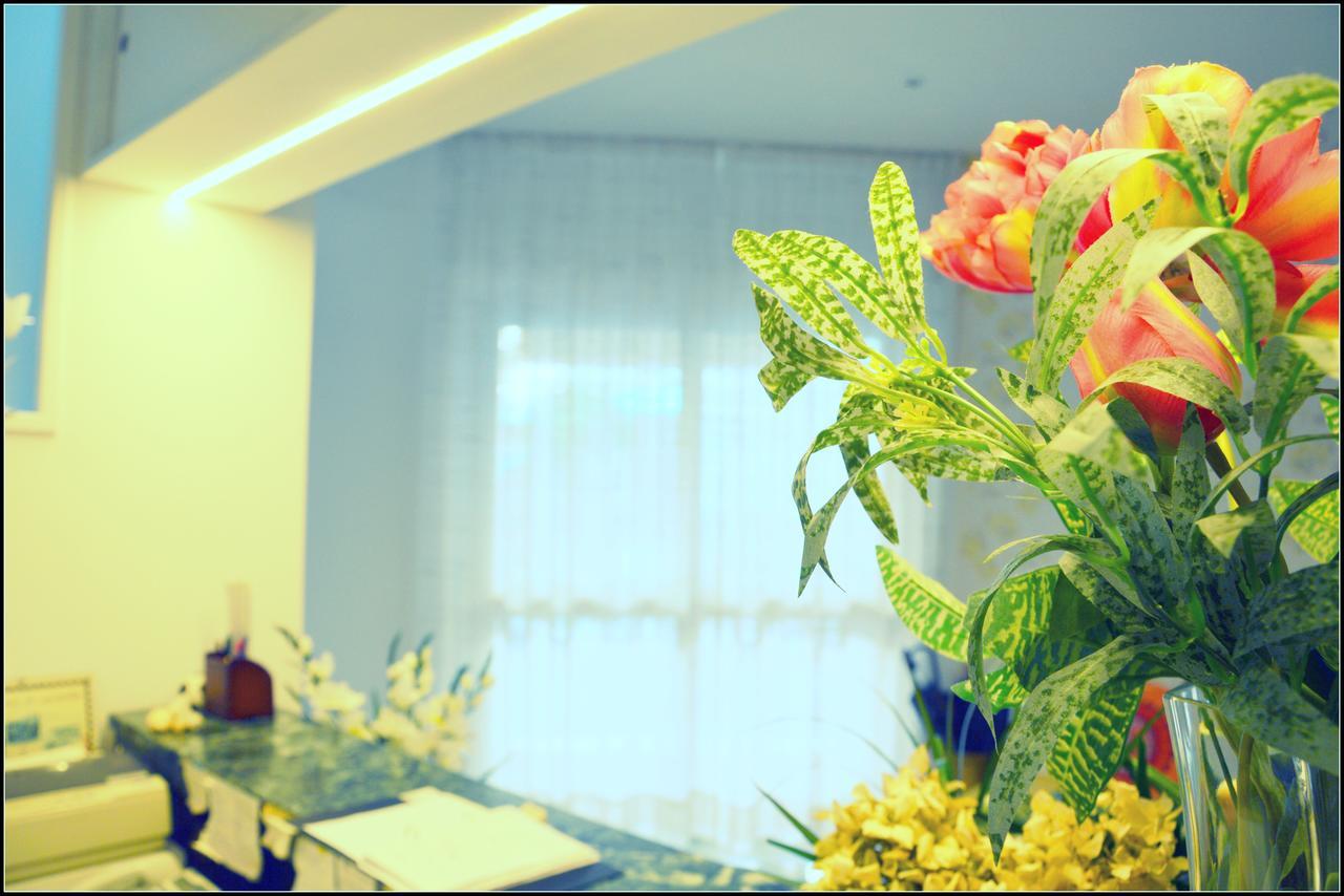 Hotel Luana ريميني المظهر الخارجي الصورة
